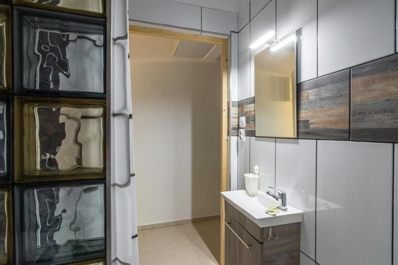 אתונה Comfy Apartment Close To Floisvos Beach מראה חיצוני תמונה